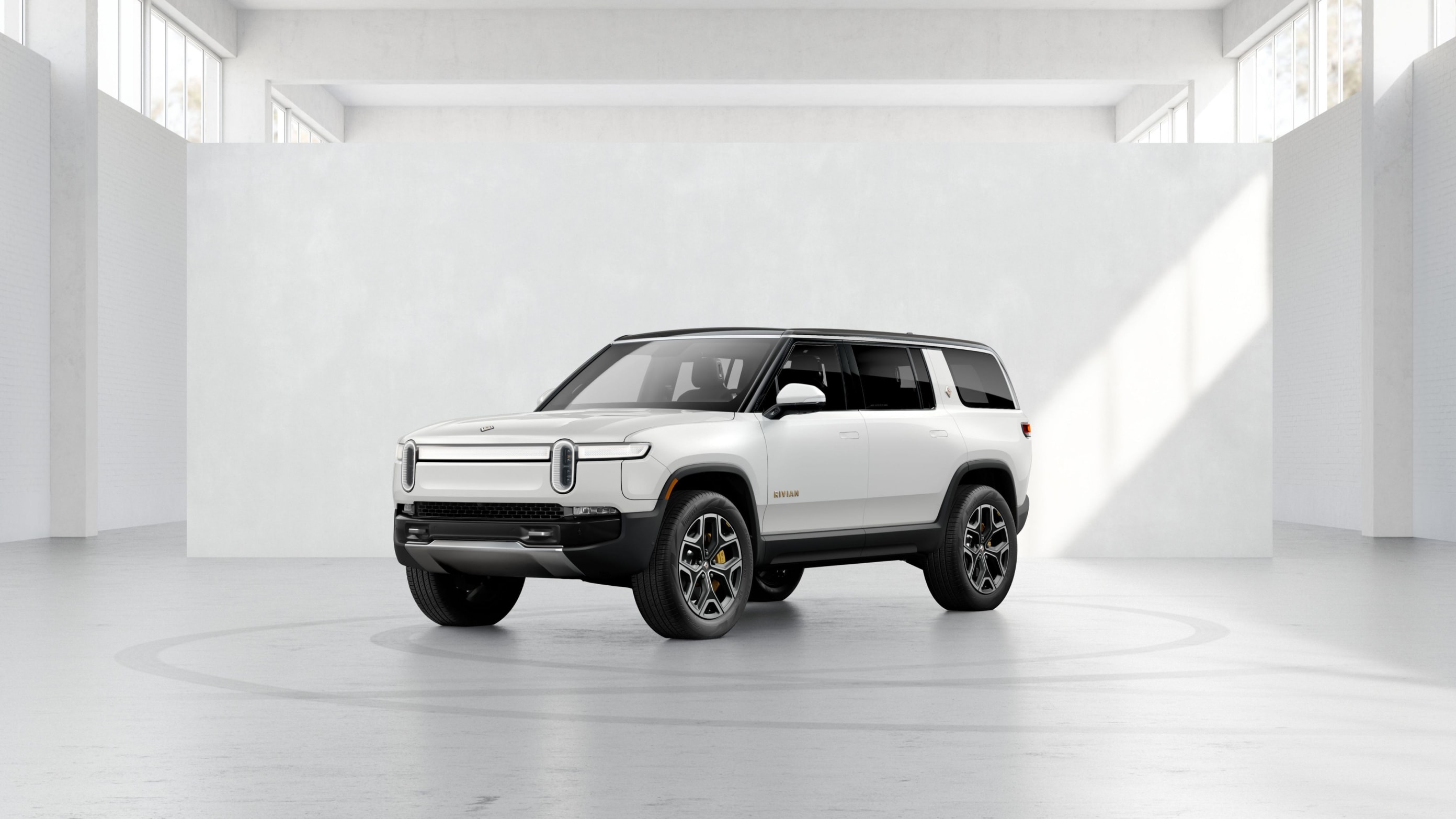Experience a Smooth Journey: Understanding the 8-Step Process to Order and Deliver your Rivian Vehicle