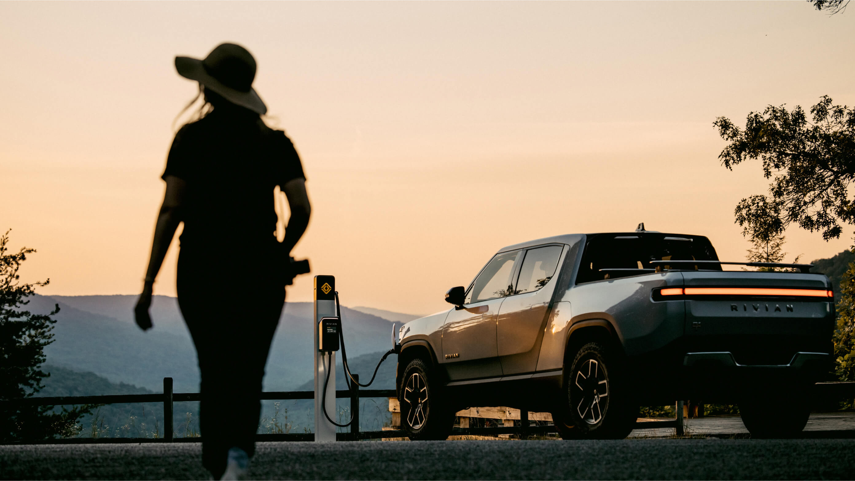 rivian fast charging network